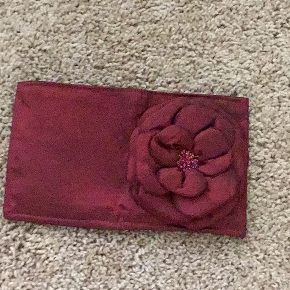 Satin wallet with silver belt - Picture 3 of 5
